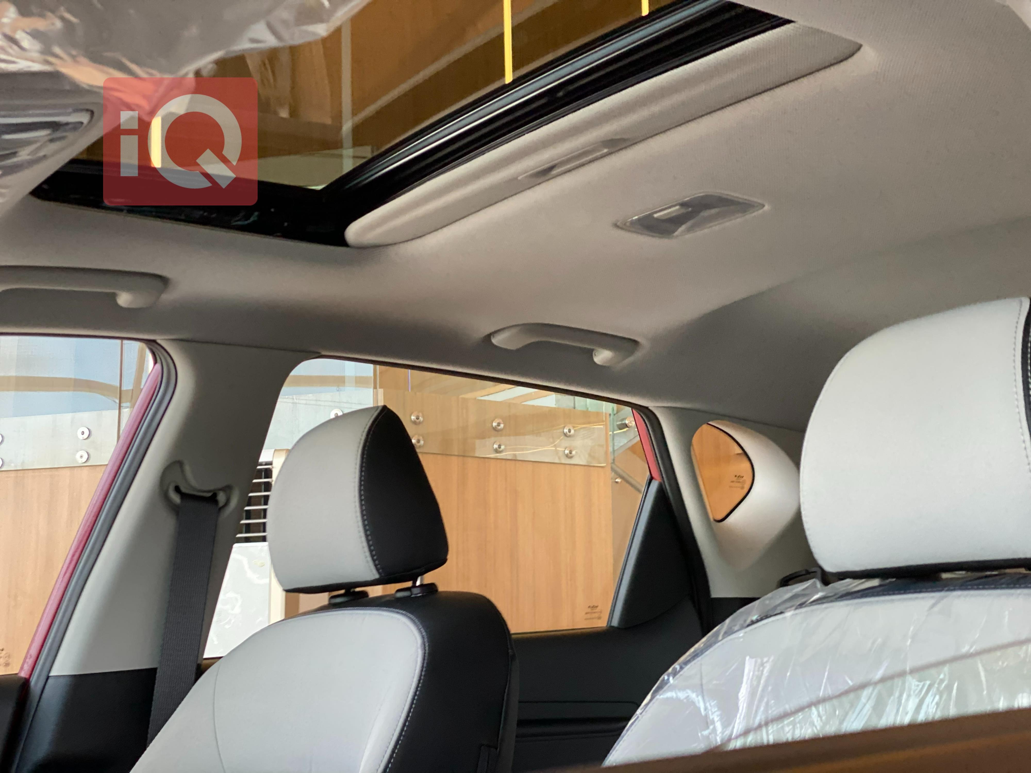 https://cdn.iqcars.ioimg-14.JPG